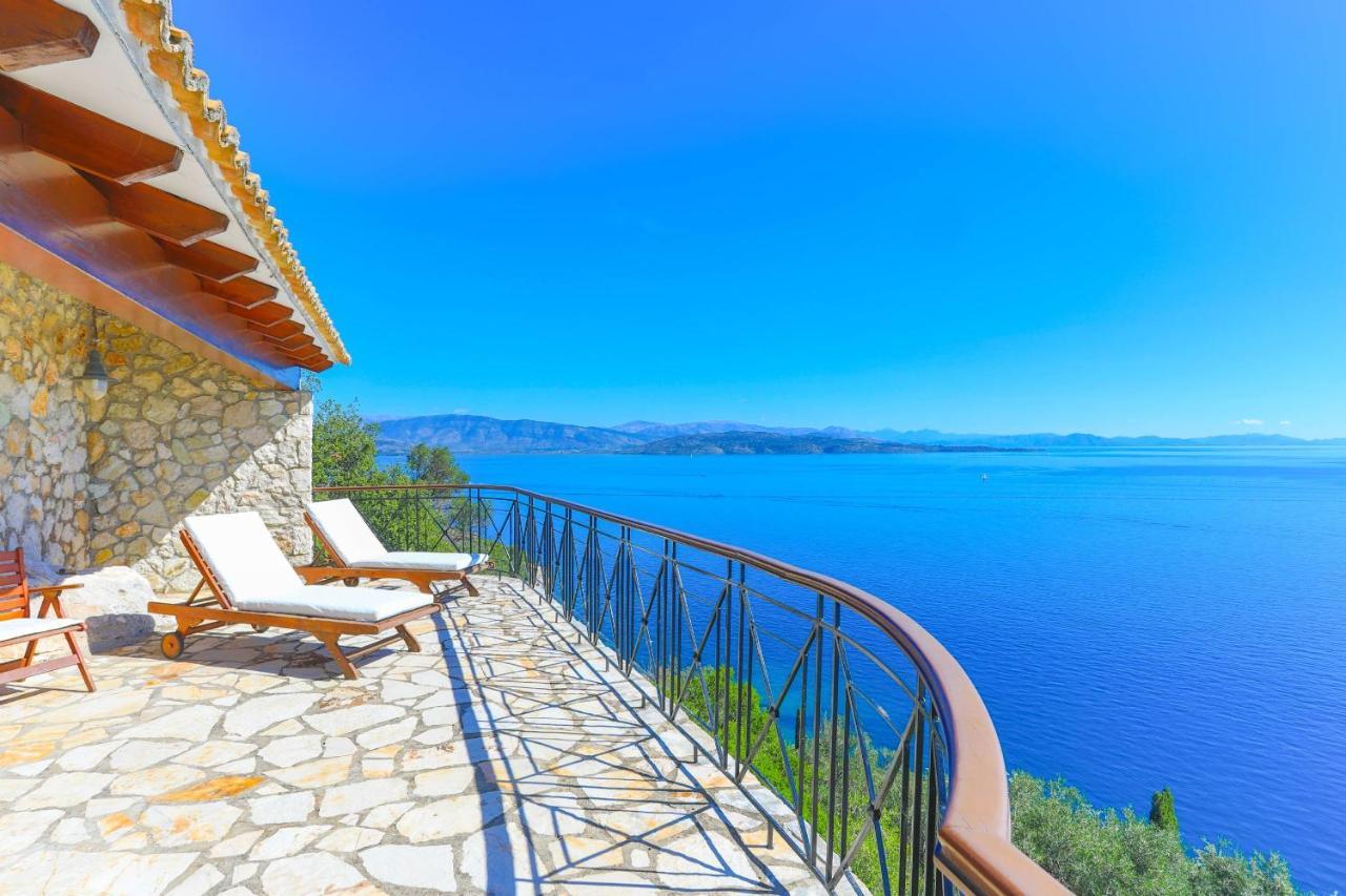 Villa House On The Rocks à Katávolos Extérieur photo